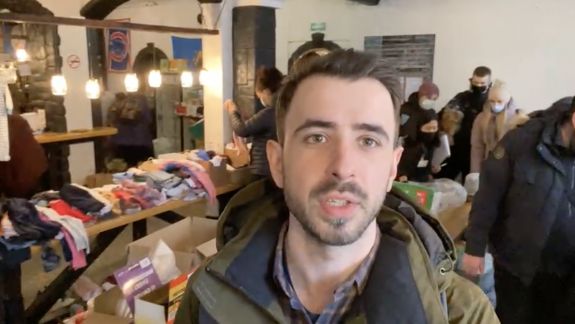 Imagini de la Centrul de ajutor pentru refugiați de pe bulevardul Ștefan cel Mare și Sfânt (VIDEO)