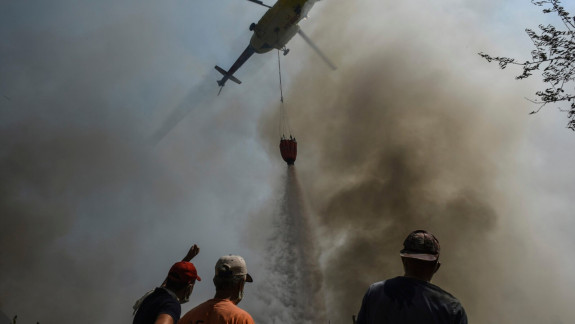 Incendiu de vegetație în Turcia: Peste 850 de salvatori cu 140 de unități de tehnică luptă cu flăcările