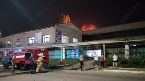 Incendiu în Rîbnița: Arde un depozit de pompe