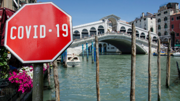 Începând cu 1 iunie, Italia renunță la toate restricțiile anti-COVID-19 impuse turiștilor la intrarea în țară

