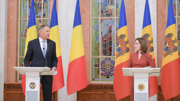 Iohannis a felicitat Republica Moldova: România va continua să fie cel mai important susţinător 