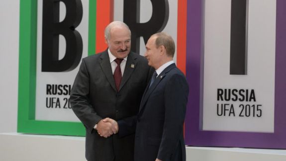 Lukașenko și Putin plănuiesc să se întâlnească la Moscova, în timp ce protestatarii din Belarus continuă lupta pentru libertate