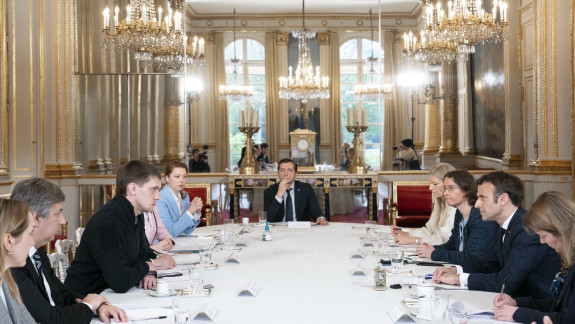 Macron s-a întâlnit cu primarul din Melitopol. Fedorov a povestit prin ce a trecut în perioada în care a fost ținut captiv