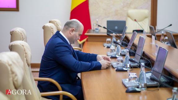 MAI anchetează nunta fiului premierului. Voicu: „Acest caz s-a încercat să fie politizat. Prim-ministrul este o persoană protejată”