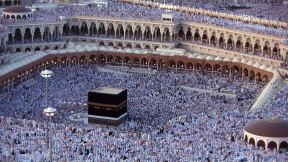 Mecca: Un bărbat s-a aruncat în aer lângă Marea Moschee