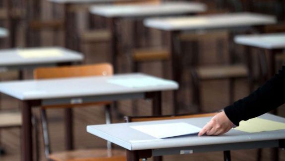 Ministrul Educației propune anularea examenelor de BAC