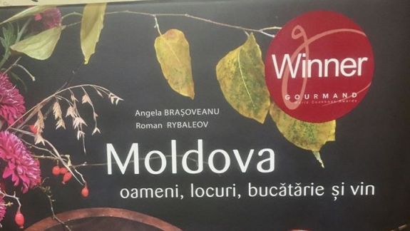 Volumul „Moldova: oameni, locuri, bucătărie și vin” de Angela Brașoveanu și Roman Rybaleov e în top 3 pentru Premiile Gourmand World Cookbook