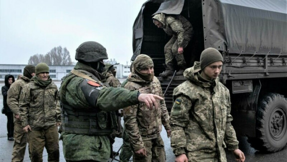 Nou schimb de prizonieri între Ucraina și Rusia. Printre deținuți se numără și „cumătrul lui Putin”, Medvedciuk