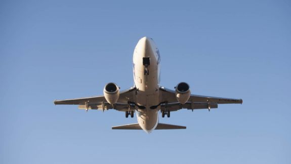 O companie avia, lansată cu scandal la începutul anului, spune că a obținut actele necesare pentru a organiza zboruri