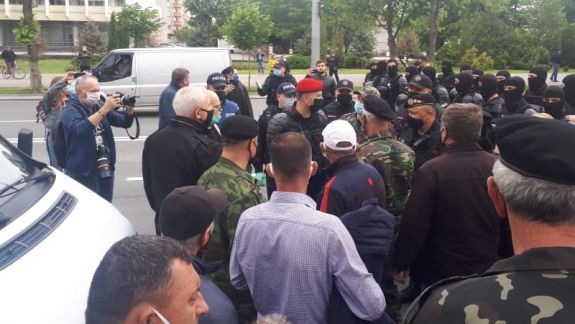 Oamenii legii acuză veteranii de provocarea altercațiilor, în timpul protestului din PMAN. Poliția: Majoritatea nu au purtat măști și nu au păstrat distanța socială