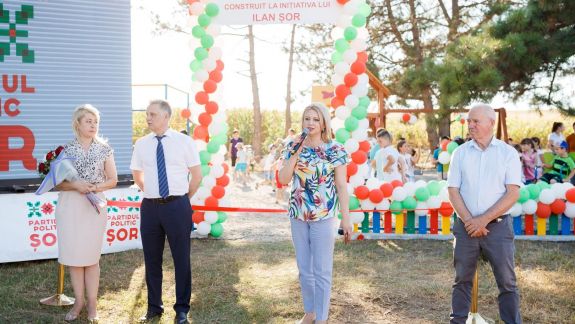 Partidul ȘOR a inaugurat două terenuri de joacă pentru copii încă în două sate