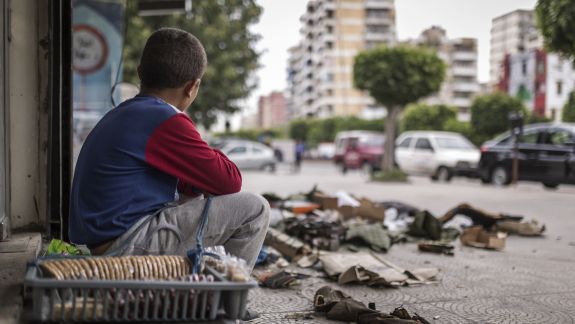 Pe timp de pandemie, a crescut cu 15% numărul copiilor care trăiesc în sărăcie. Cifra ajunge la 1,2 miliarde la nivel mondial