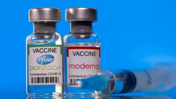 Pfizer şi Moderna au majorat preţurile pentru vaccinurile împotriva COVID-19 livrate UE
