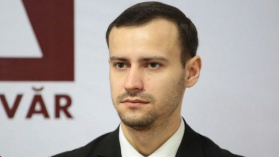 Platforma DA, nemulțumită de modificările votate de PAS la Codul muncii. Dinu Plîngău: „Încurajează concedierile”