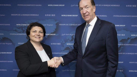 Prim-ministra R. Moldova a cerut Băncii Mondiale finanțare nerambursabilă pentru susținerea populației în perioadă de crize
