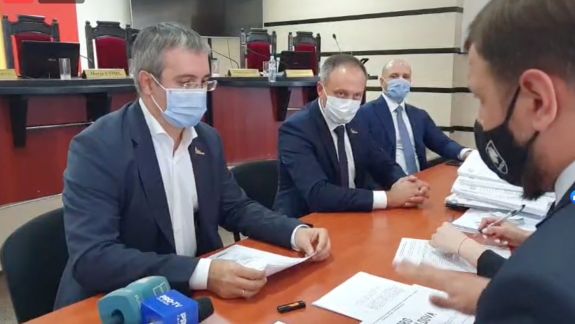 Pro Moldova a strâns semnăturile pentru înregistrarea în cursă a lui Andrian Candu la funcția de președinte. Listele au fost depuse la CEC