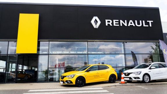 Producătorul francez de automobile Renault anunță că reia pentru câteva zile producția în Moscova