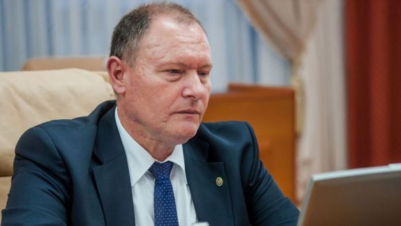 Vom avea liber la plimbările în parcuri. Ciocoi: Recunosc, nu a fost o decizie bine gândită