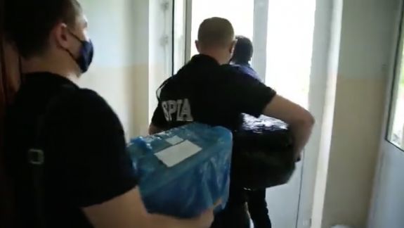Scheme de licitații trucate pentru teste rapide, sânge expirat și un aparat imaginar de plasmoforeză pentru Bălți: Detalii din investigațiile la CNTS și AAP (VIDEO/AUDIO)