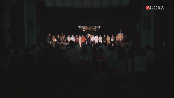 Și-au lăsat talentul să evadeze, au urcat pe scenă și au oferit o lecție de viață. Deținuții minori de la Goian au atins un subiect sensibil pentru mulți moldoveni (VIDEO)