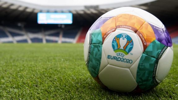 Soarta Campionatului European de fotbal EURO 2020 și Jocurilor Olimpice se află în mâinile pandemiei de COVID-19. Vezi ce spun organizatorii 
