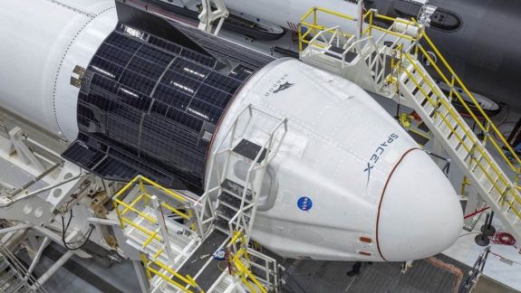 SpaceX și NASA lansează o nouă misiune istorică în spațiu: Patru astronauți vor fi trimiși către staţia Spaţială Internaţională 