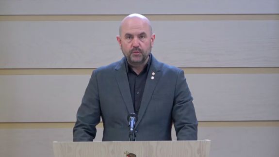 Un deputat PAS cere CNESP să-și revadă decizia cu privire la restricționarea activității piețelor comerciale