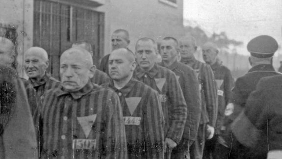Un fost gardian al unui lagăr nazist a fost trimis în judecată la vârsta de 100 de ani. Este acuzat de complicitate la peste 3.500 de crime