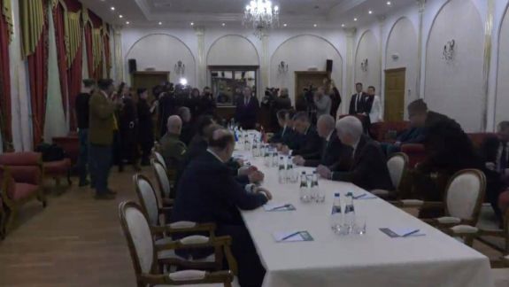 UPDATE: Negocierile au început. Cine face parte din delegația ucraineană