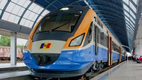 Veste bună pentru călători. Biletele pentru cursa feroviară Chișinău - București pot fi procurate și online