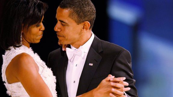 VIDEO. Barack și Michelle Obama au aniversat 25 de ani de căsnicie: „M-ai putut suporta un sfert de secol”