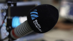CMC refuză să prelungească dreptul de utilizarea a numelui capitalei în denumirea postului român Radio Chișinău