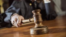 Dosarul „primăria Trușeni”: Doi dintre învinuiți au fost plasați în arest la domiciliu pentru 30 de zile