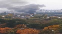 Incendiu în capitală: Acoperișul unui atelier de poligrafie a luat foc