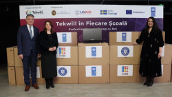 Zece școli din R. Moldova vor fi dotate cu echipament performant pentru a studia profesii precum design grafic, programare sau inteligență artificială