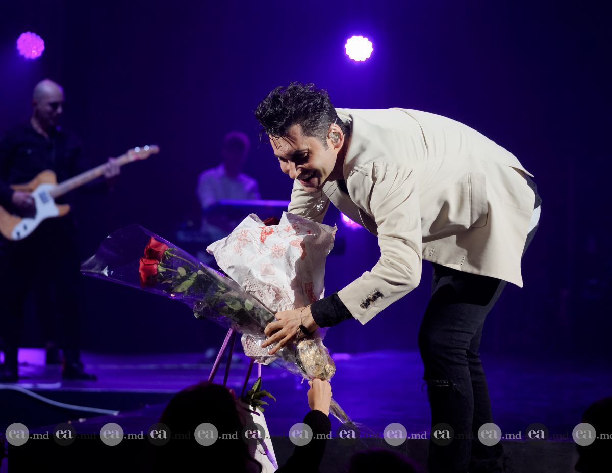Imagini emoționante de la concertul lui Dan Bălan: Artistul a oferit un show de excepție în Sala Palatului Național din Chișinău 