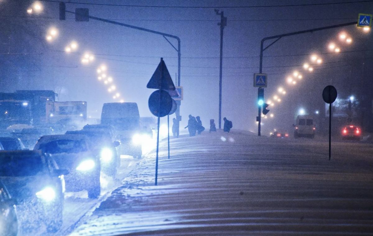 Moscova, îngropată în nămeți. A nins cât 60% din norma din februarie (GALERIE FOTO)