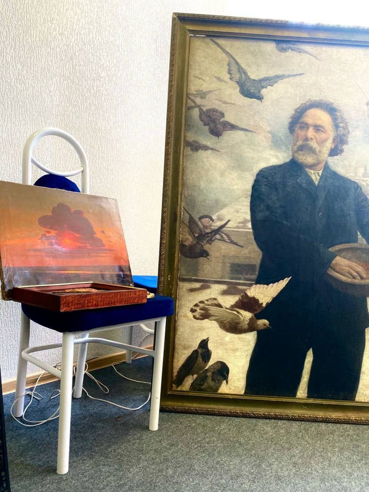 Forțele rusești ar fi confiscat peste 2.000 de opere de artă din muzeele din Mariupol, afirmă autoritățile din Ucraina (GALERIE FOTO)