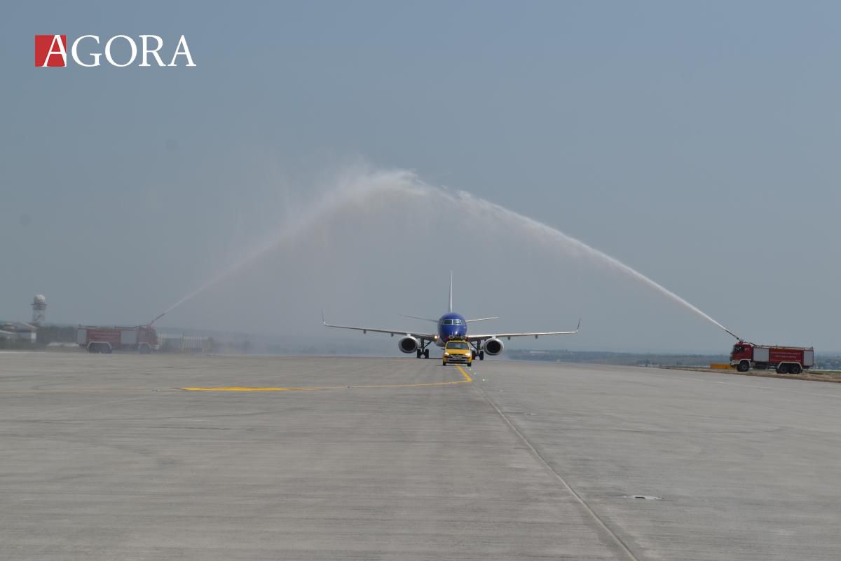 GALERIE FOTO. Cum arată primul segment al noii piste de aterizare-decolare din Aeroportul Chișinău
