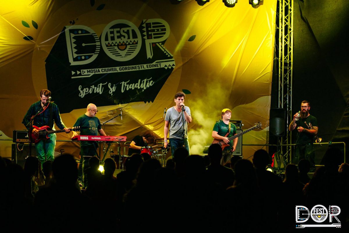 GALERIE FOTO. #DORfest a scris o nouă filă de istorie în Gordinești. 2 zile cu muzică, oameni cu spirit liber și tradiții