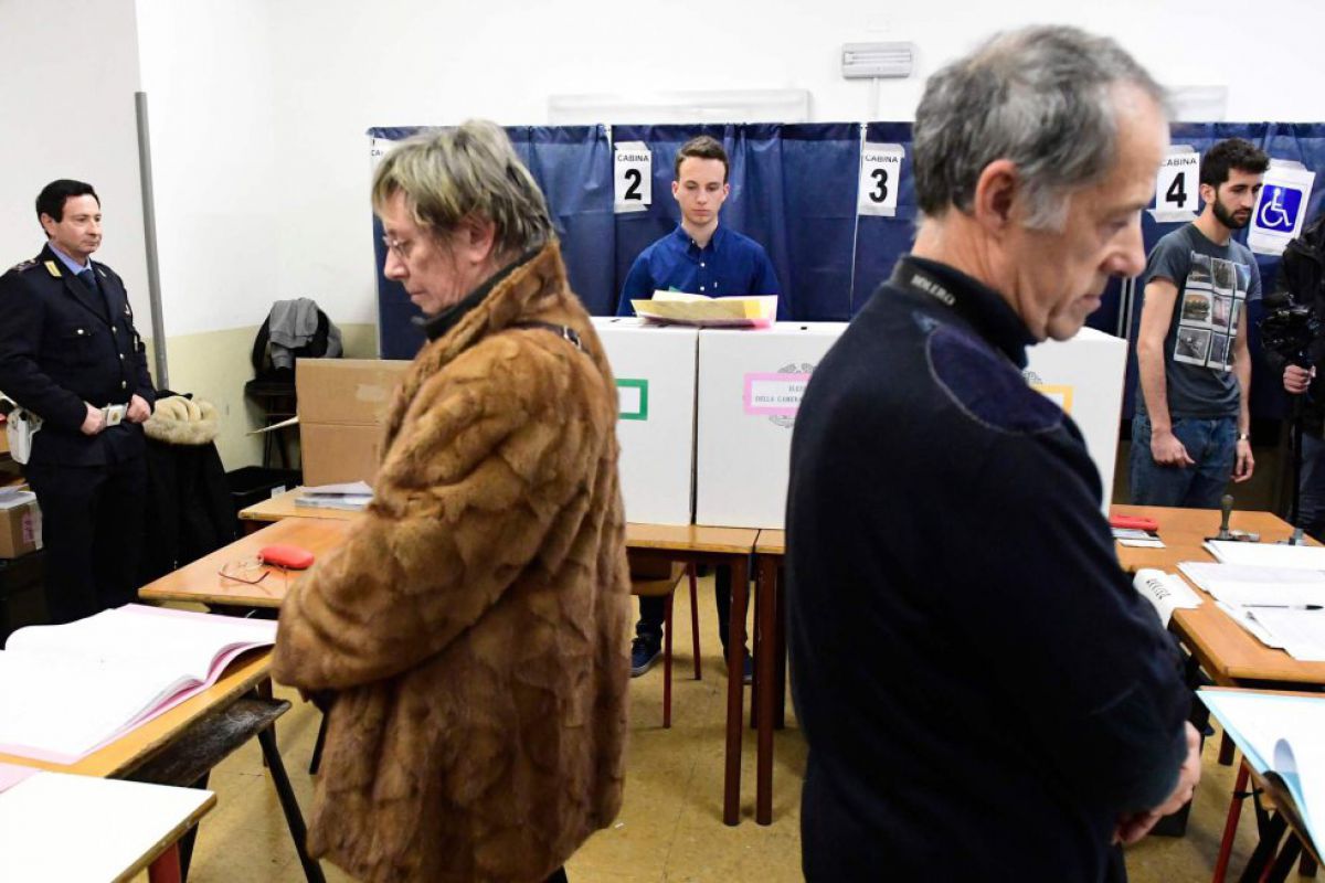 GALERIE FOTO. Alegerile din Italia, în imagini