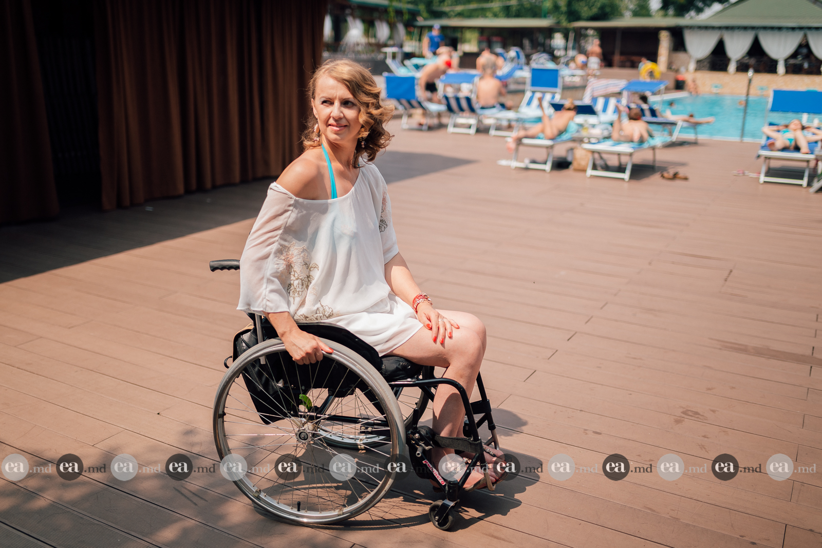 Мария на инвалидной коляске