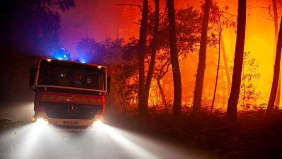 Incendiile de vegetație fac ravagii în Portugalia, Spania şi Franţa (FOTO)