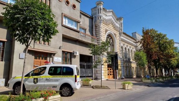 Alerta cu bombă de la Primăria Chișinău - FALSĂ (UPDATE)