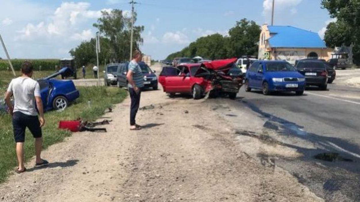 Accident In Lanț La Rașcani După Ce Un șofer A Franat Brusc Intr
