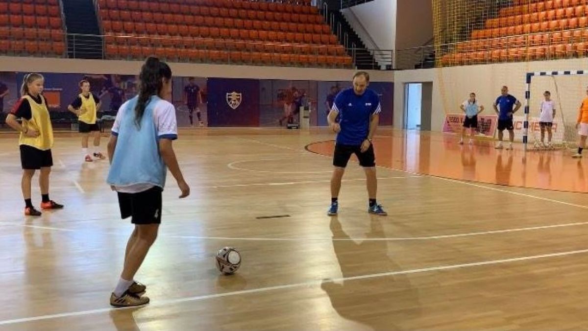 AGORA Naionala Moldovei de  Futsal  feminin se pregtete 