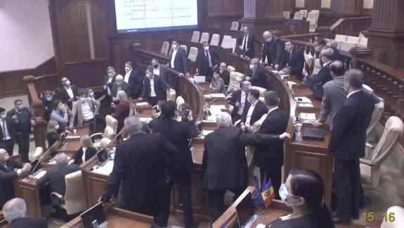 Votare fără dezbateri în Parlament
