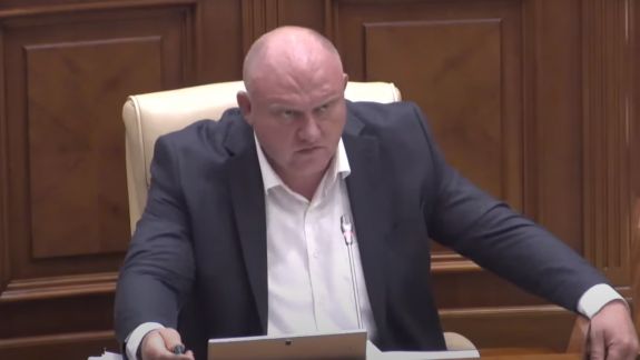 Parlamentul a adoptat hotărârea privind modificarea listei ministerelor, majorând numărul acestora de la 9 la 13