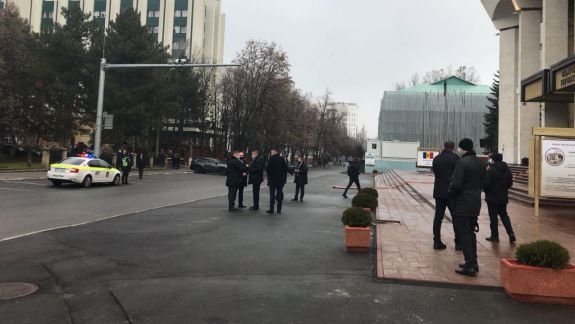 Acum la Palatul Republicii