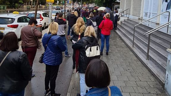 Și la Tel Aviv s-a format coadă la secția de vot